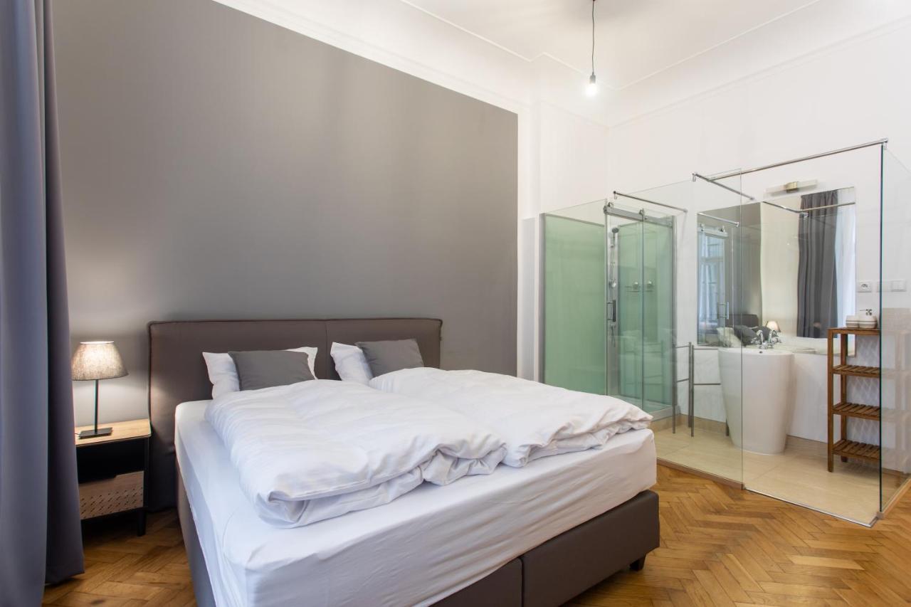 Spacious Apartments Near The River Praga Exterior foto